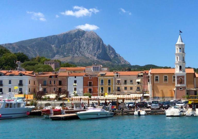 Appartement By The Sea In Scario Extérieur photo