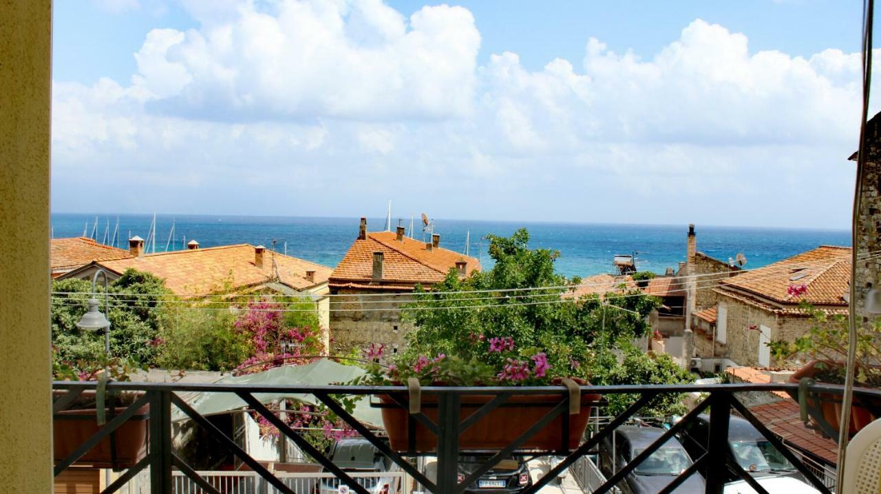 Appartement By The Sea In Scario Extérieur photo